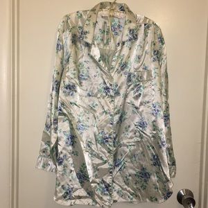 Alexandra Scott silky pajama set